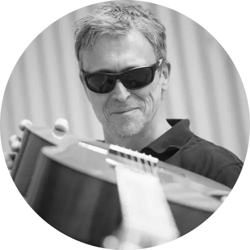 Gitarrist und Sänger Michael